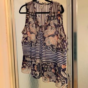 Cabi  very cute top.